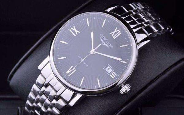 浪琴手表受潮怎么處理?(深圳浪琴維修中心)(圖) 浪琴手表受潮怎么處理?(深圳浪琴維修中心)(圖)