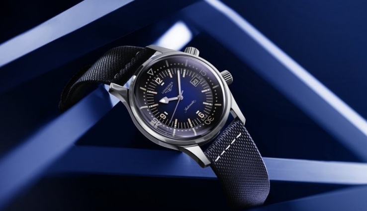 如何預(yù)防浪琴手表的表盤生銹？