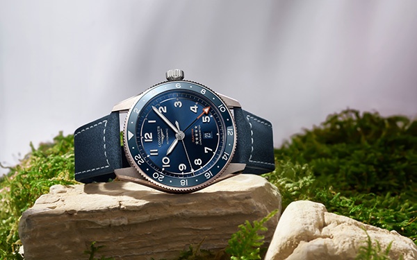 解密機械表機芯生銹之謎:浪琴表的保養秘籍與修復指南(圖) 解密機械表機芯生銹之謎:浪琴表的保養秘籍與修復指南(圖)