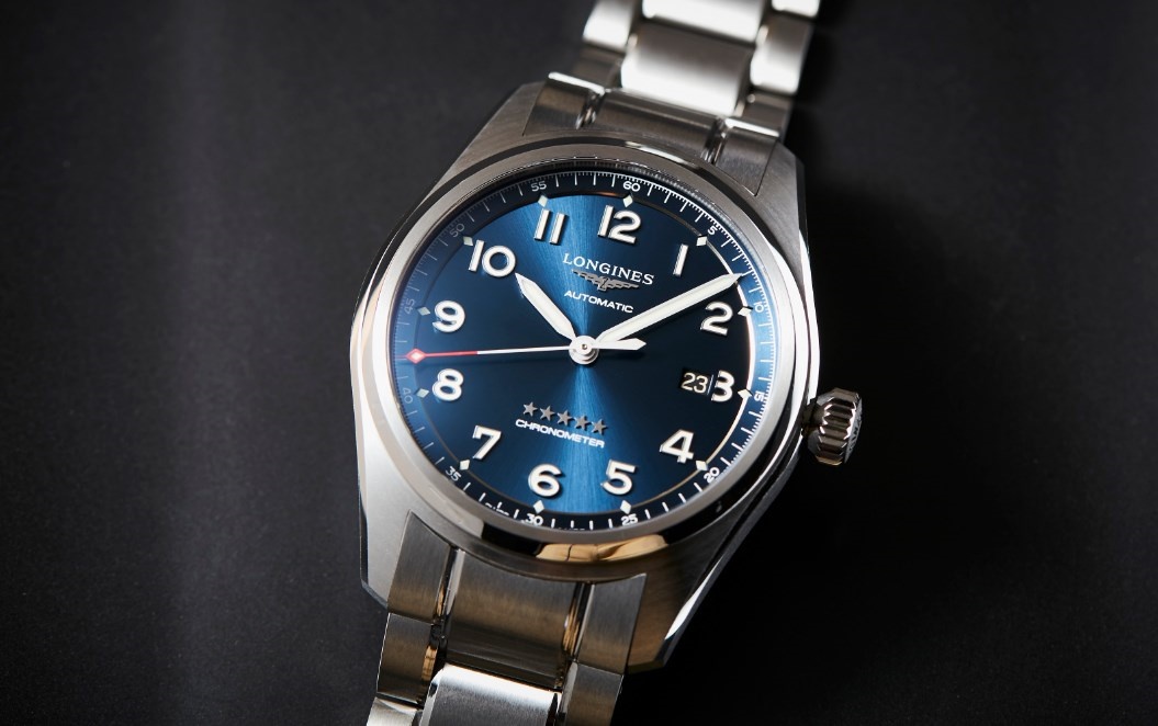 時尚腕表守護計劃：浪琴表殼破裂應對指南（圖）