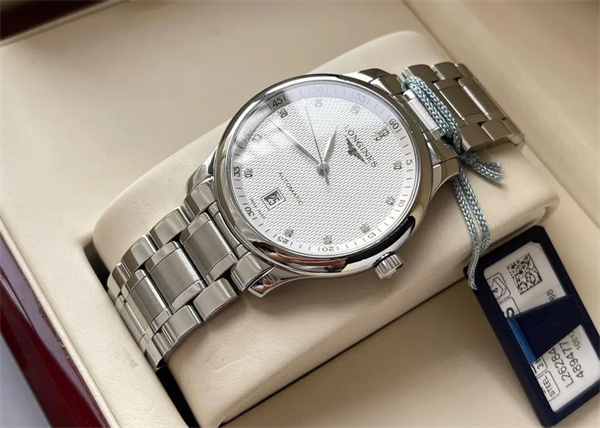 浪琴手表表殼割手處理辦法深度解析(圖) 浪琴手表表殼割手處理辦法深度解析(圖)